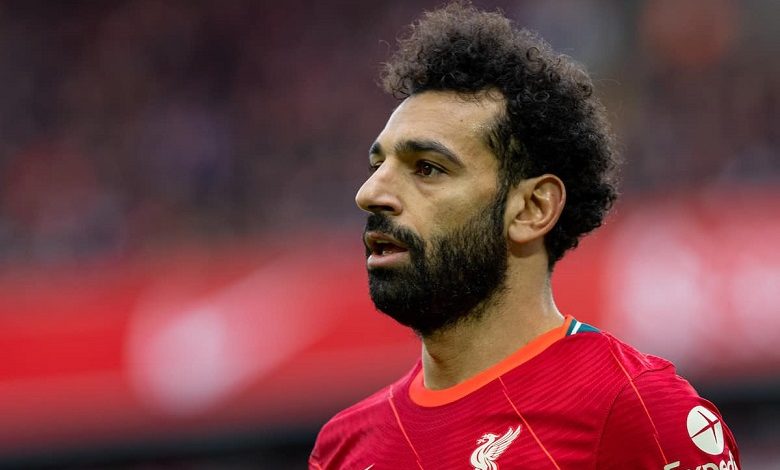 تعليق حاد من جاري نيفيل على آداء محمد صلاح خلال الموسم الحالي مع ليفربول