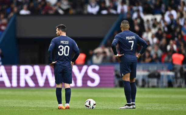 بالفيديو.. لوريان يعكر صفو باريس سان جيرمان ويهزمه 3-1 بالدوري الفرنسي