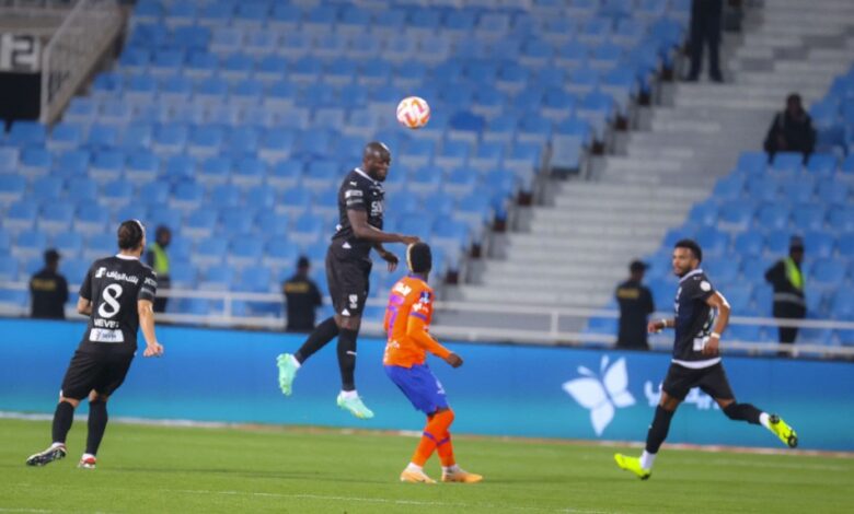 الهلال يفوز على الفيحاء 2-0 ويحكم قبضته على صدارة الدوري السعودي