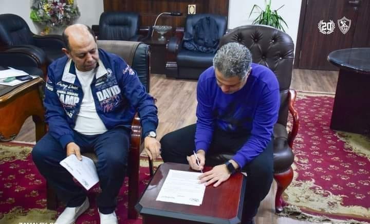 رسميا.. معتمد جمال مديرا فنيا مؤقتا للزمالك بعد توقيع العقود